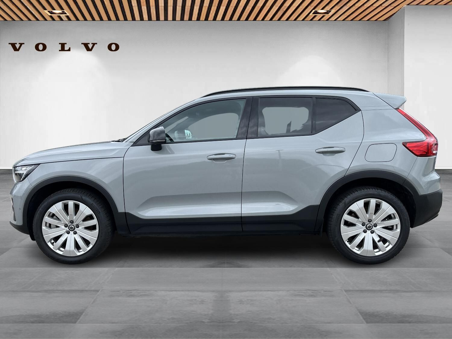 Grå Volvo EX40 fra 2025