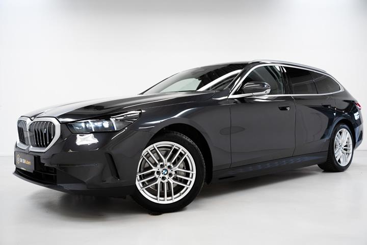 undefined BMW i5 fra 2025 set udefra