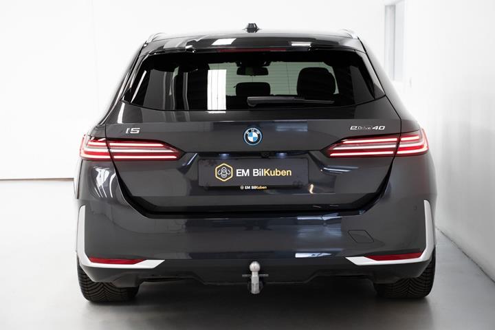 undefined BMW i5 fra 2025