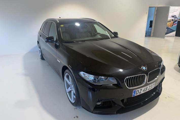 Sort BMW 520d fra 2010