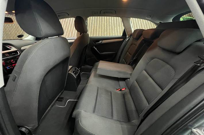 undefined Audi A4 fra 2011