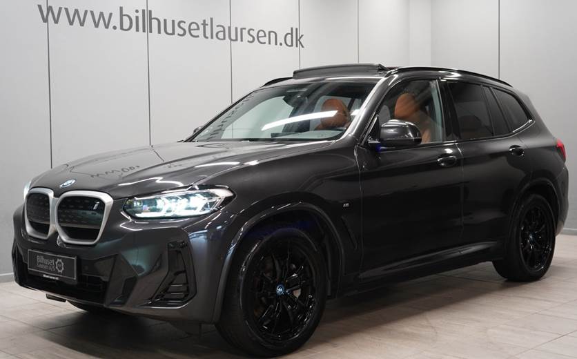 BMW iX3 Charged M-Sport