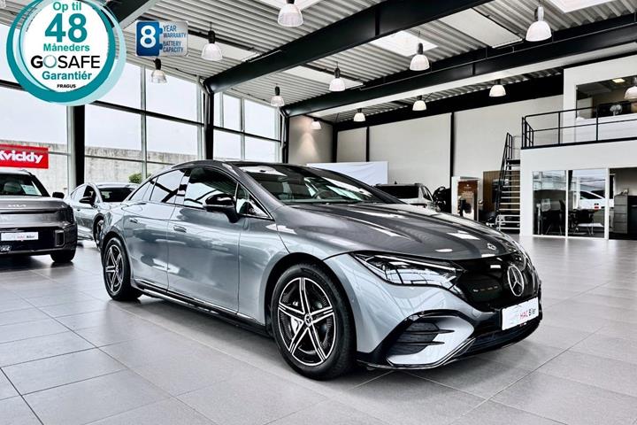 Grå Mercedes EQE350 fra 2024