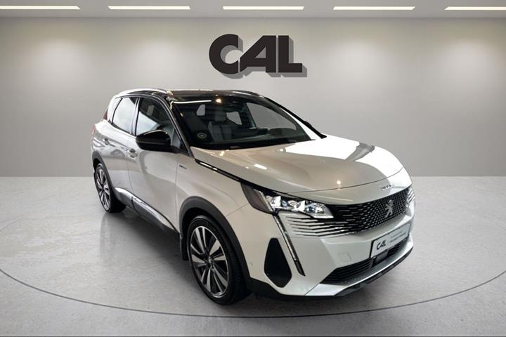 Hvid Peugeot 3008 fra 2021