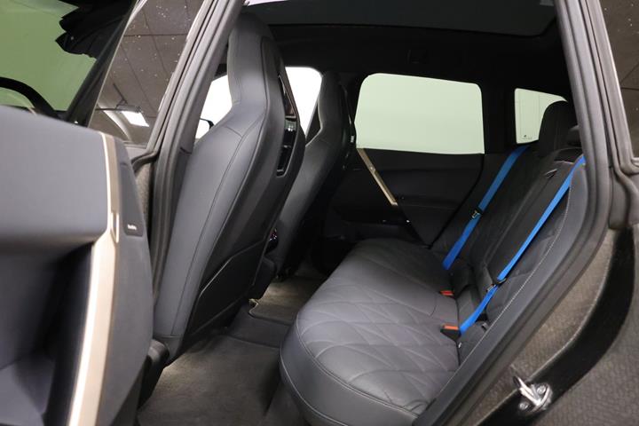 Blå BMW iX fra 2023