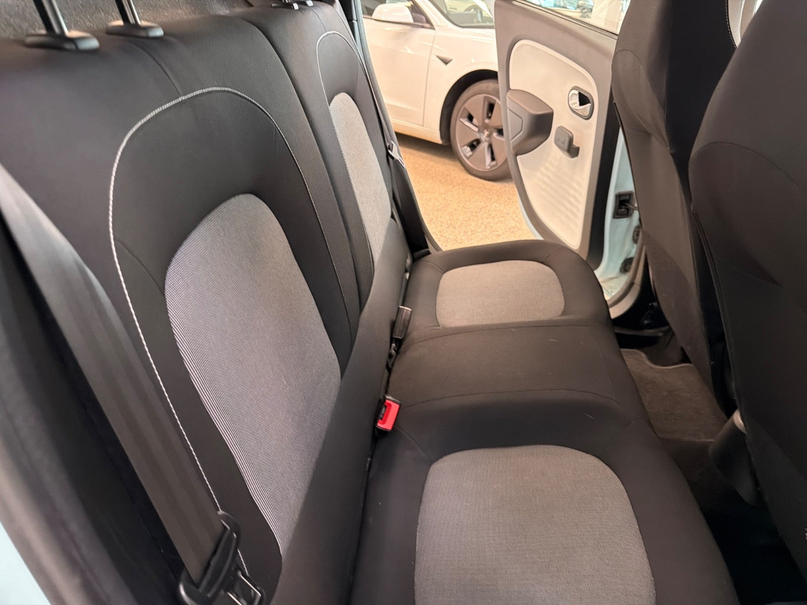 Blå Renault Twingo fra 2015