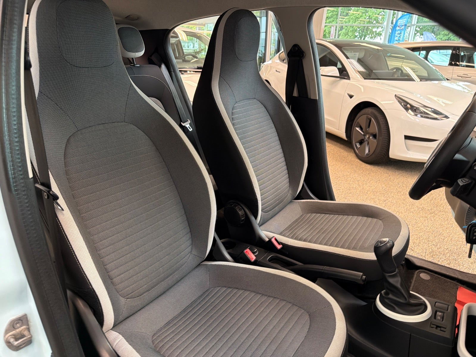 Blå Renault Twingo fra 2015