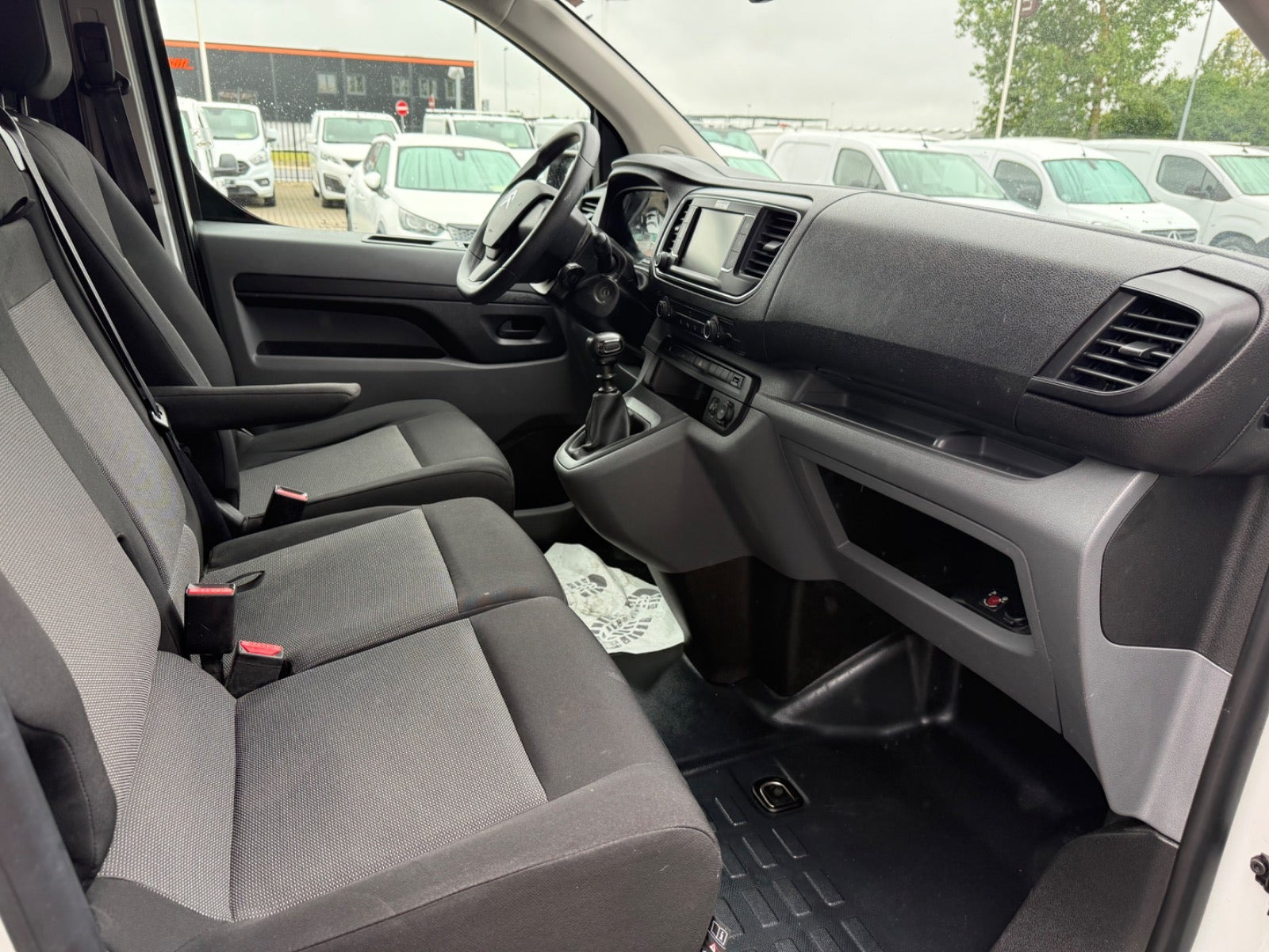 Hvid Citroën Jumpy fra 2022