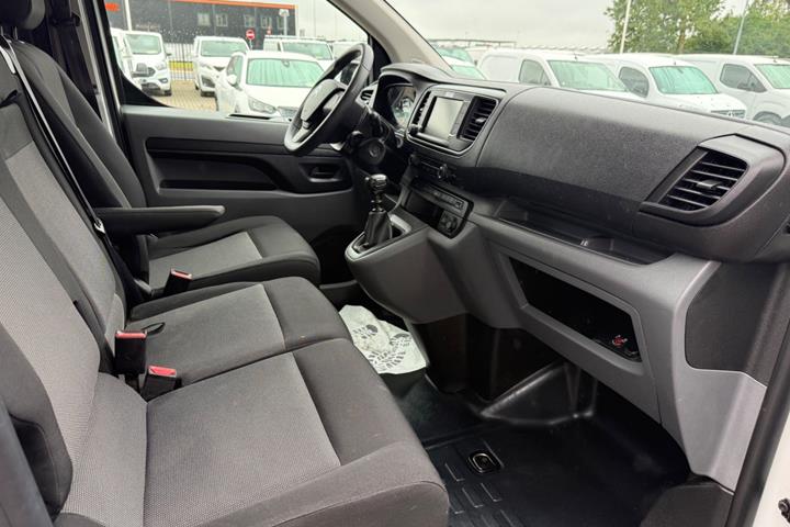 Hvid Citroën Jumpy fra 2022