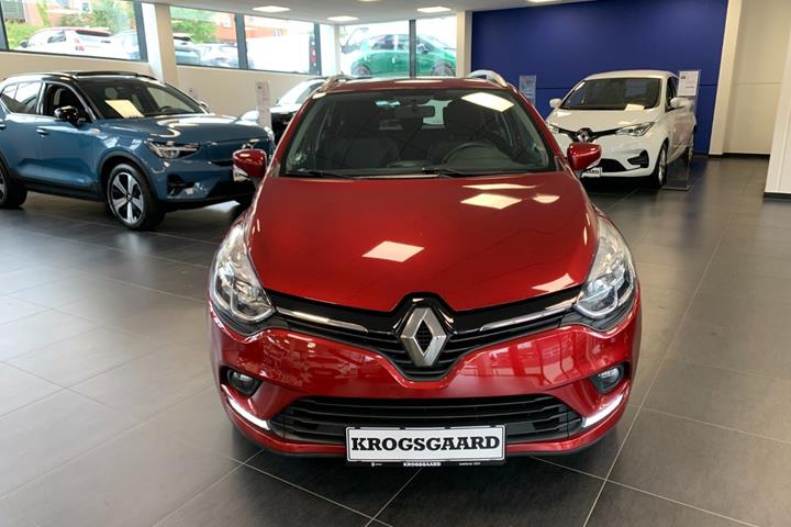 Grå Renault Clio IV fra 2016