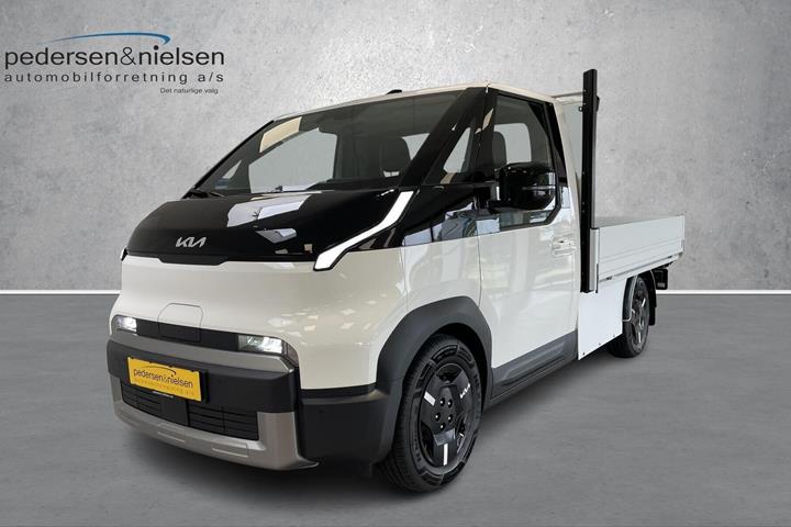 Hvid Kia PV5 Chassis fra 2026 set udefra