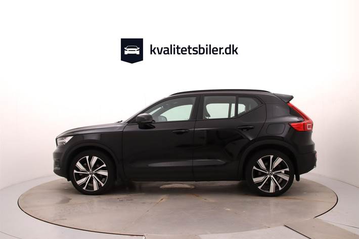 Sort Volvo XC40 fra 2021