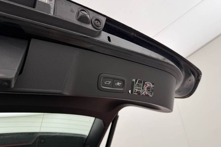 Sort Volvo XC40 fra 2021