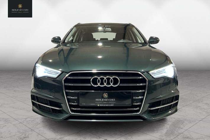 Grøn Audi A6 fra 2017