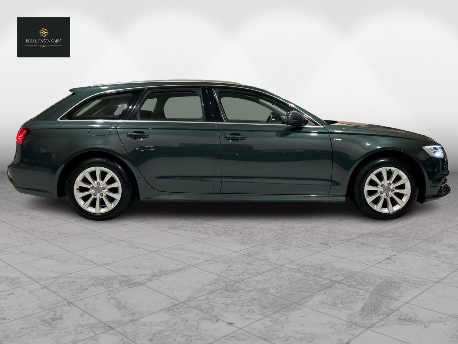 Grøn Audi A6 fra 2017