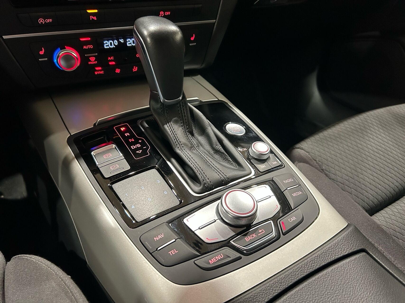 Grøn Audi A6 fra 2017