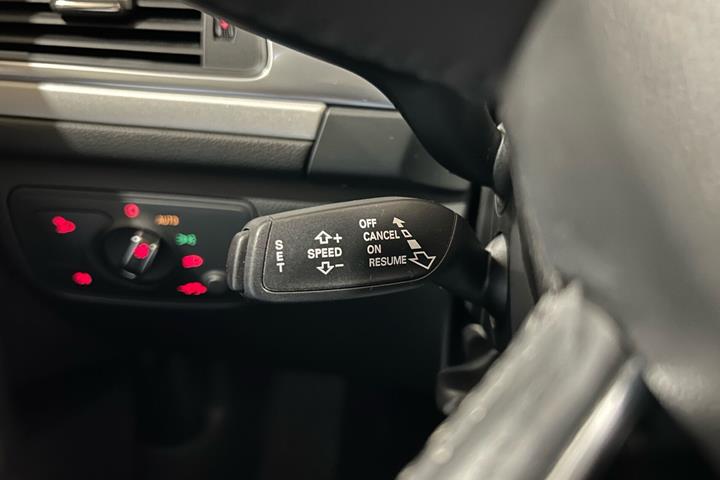 Grøn Audi A6 fra 2017