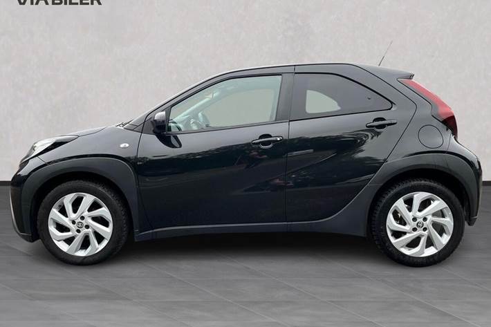 Sort Toyota Aygo X fra 2022
