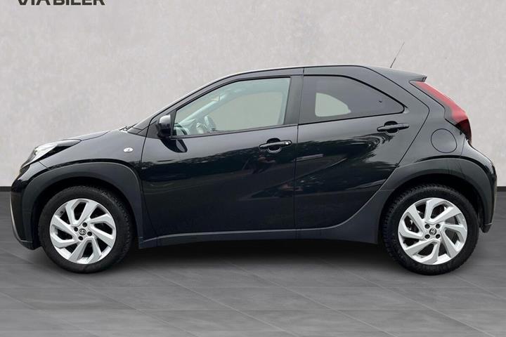 Sort Toyota Aygo X fra 2022