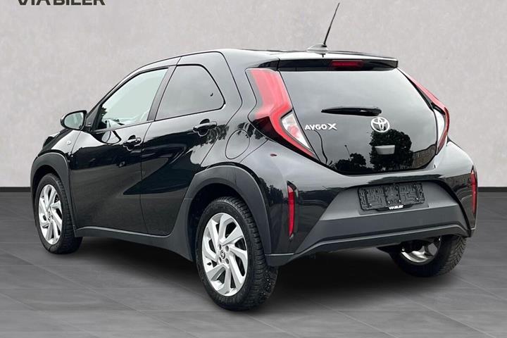 Sort Toyota Aygo X fra 2022