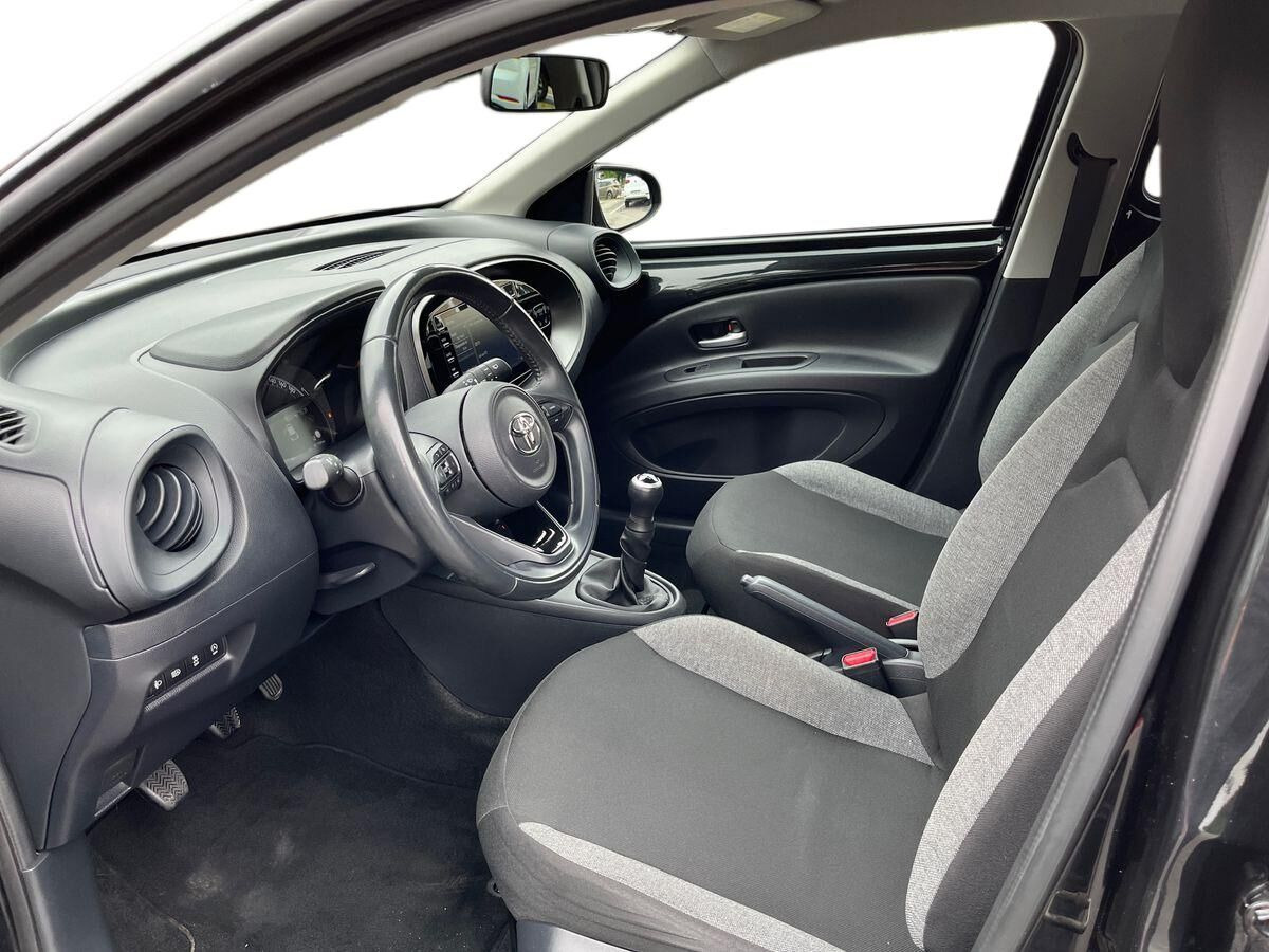 Sort Toyota Aygo X fra 2022