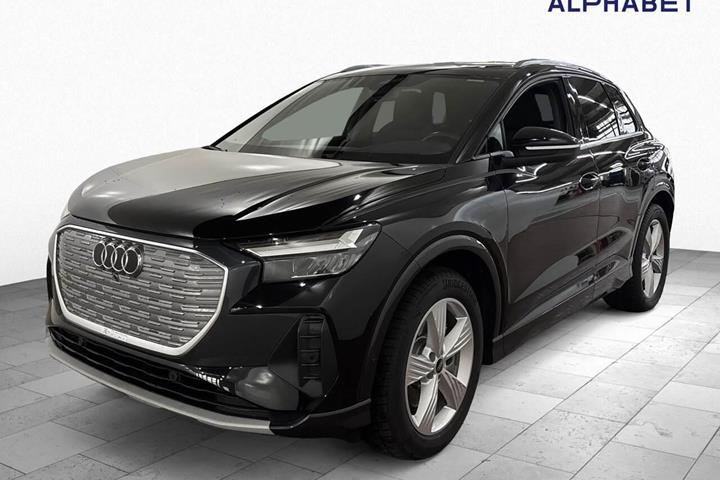 Sort Audi Q4 fra 2023 set udefra
