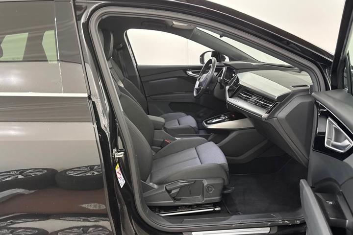 Sort Audi Q4 fra 2023