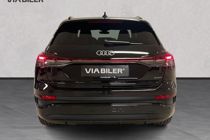 Sort Audi Q4 fra 2026