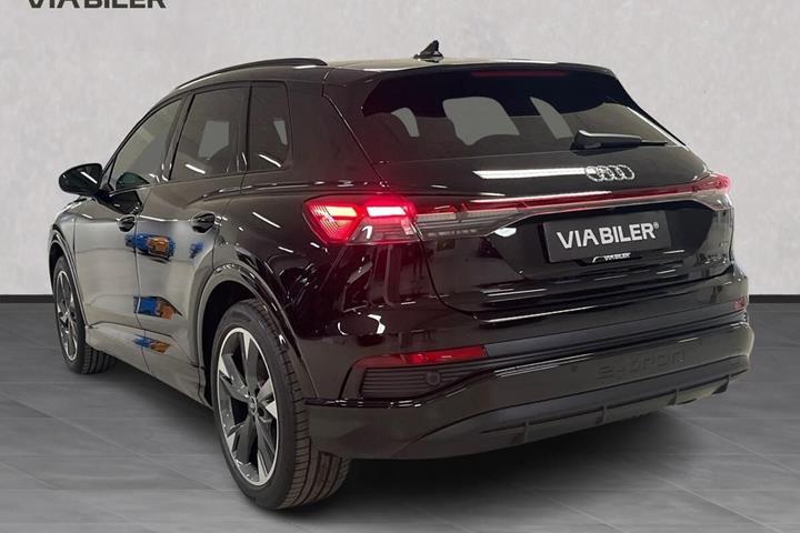 Sort Audi Q4 fra 2026
