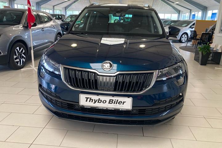 Blå Skoda Karoq fra 2020