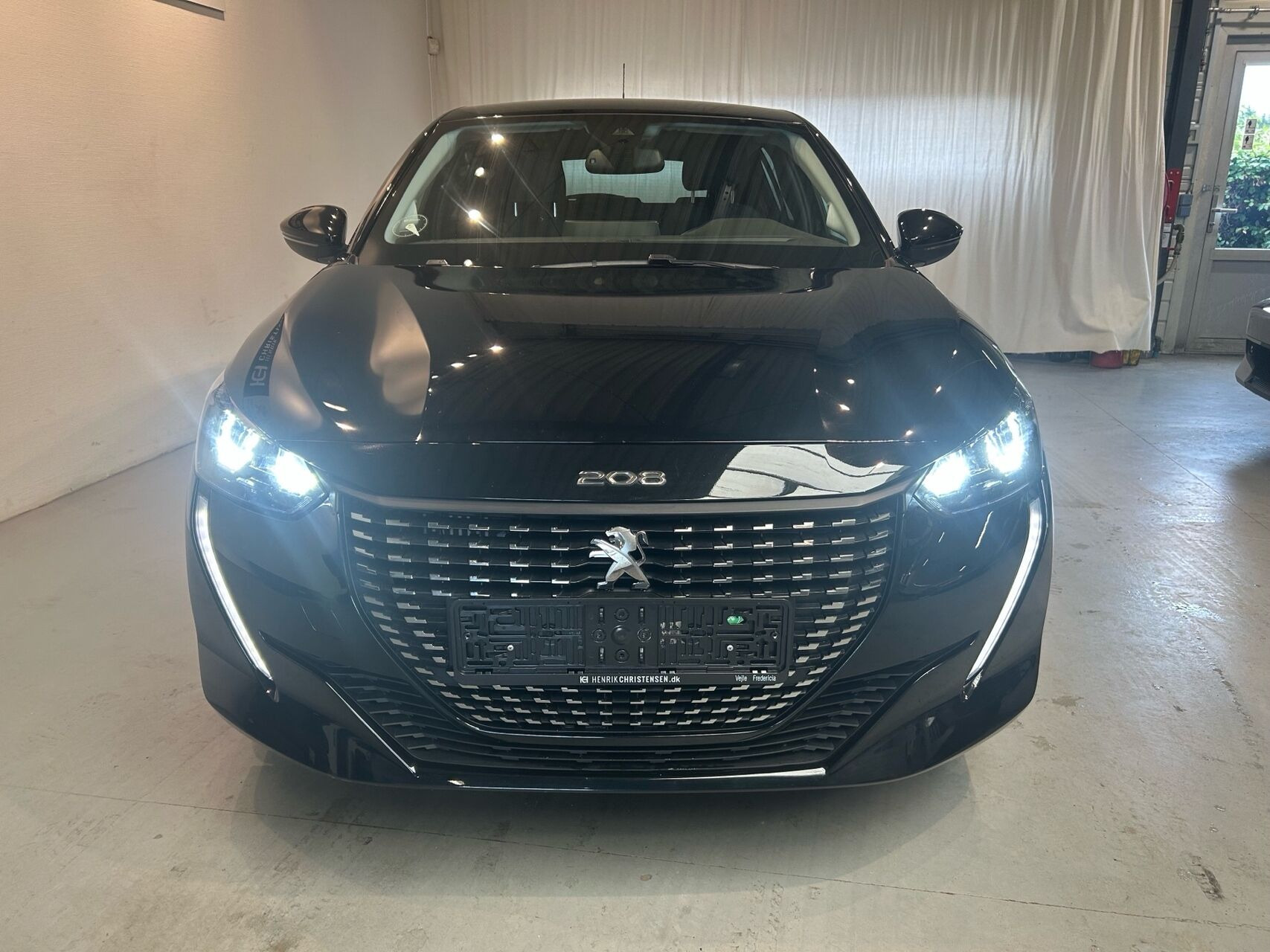 Sort Peugeot 208 fra 2022