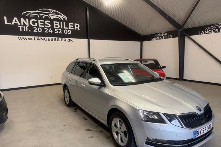 Sølv Skoda Octavia fra 2018