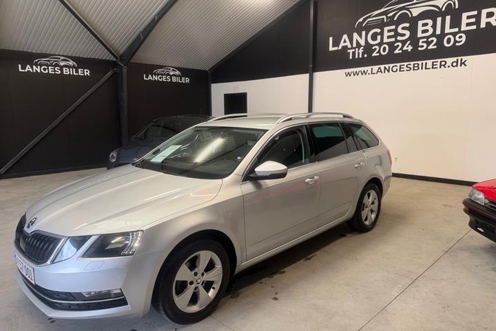 Sølv Skoda Octavia fra 2018