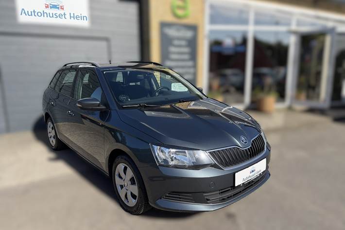 Grå Skoda Fabia fra 2018