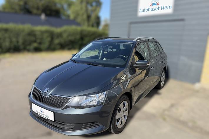Grå Skoda Fabia fra 2018