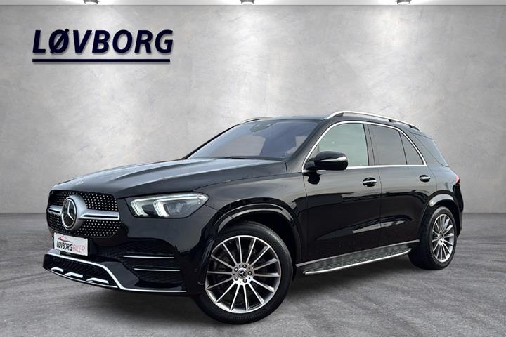 Sort Mercedes GLE400 d fra 2022 set udefra