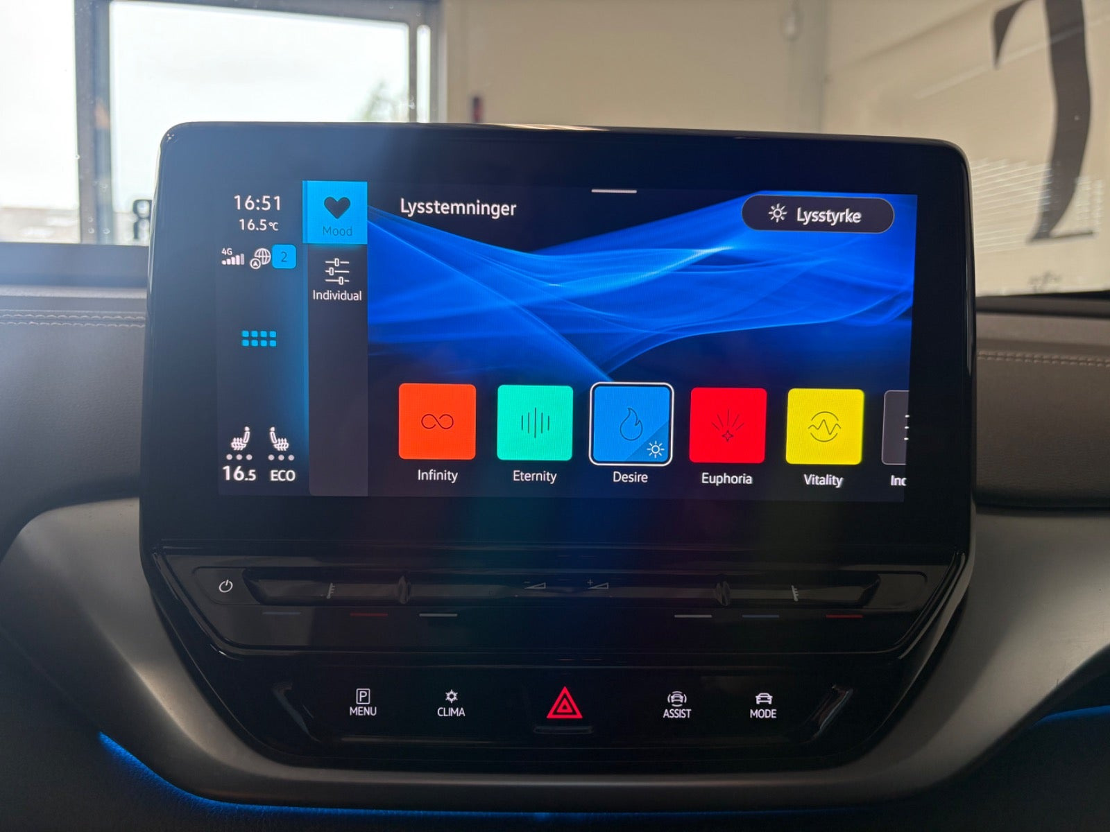 Grå VW ID.4 fra 2023