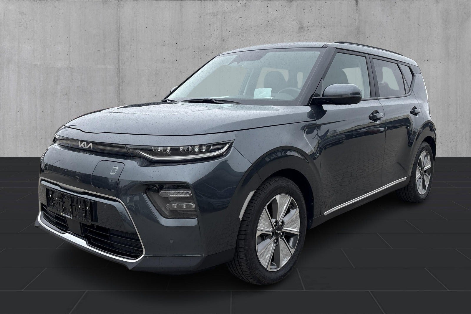 Grå Kia e-Soul fra 2023