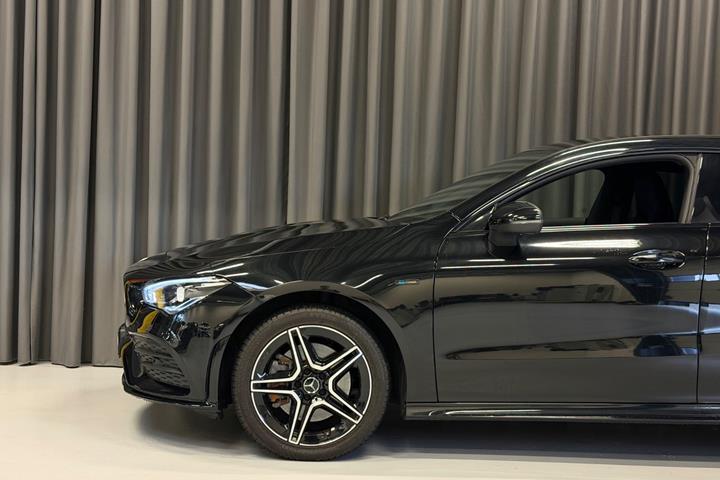 Sort Mercedes CLA250 e fra 2021