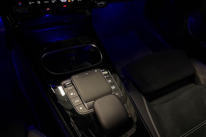 Sort Mercedes CLA250 e fra 2021