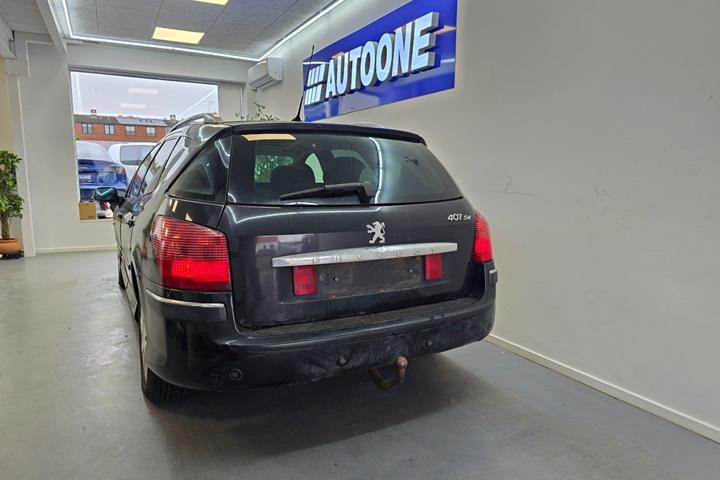 Sort Peugeot 407 fra 2005