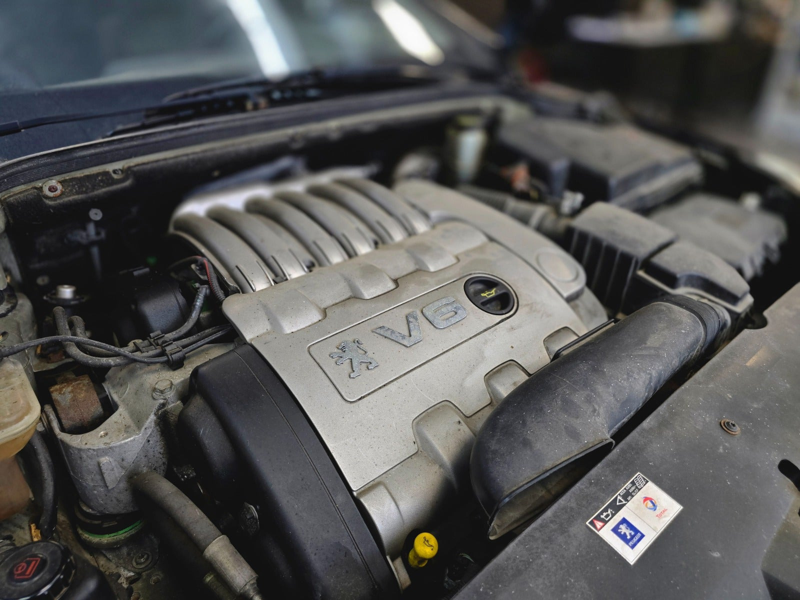 Sort Peugeot 407 fra 2005