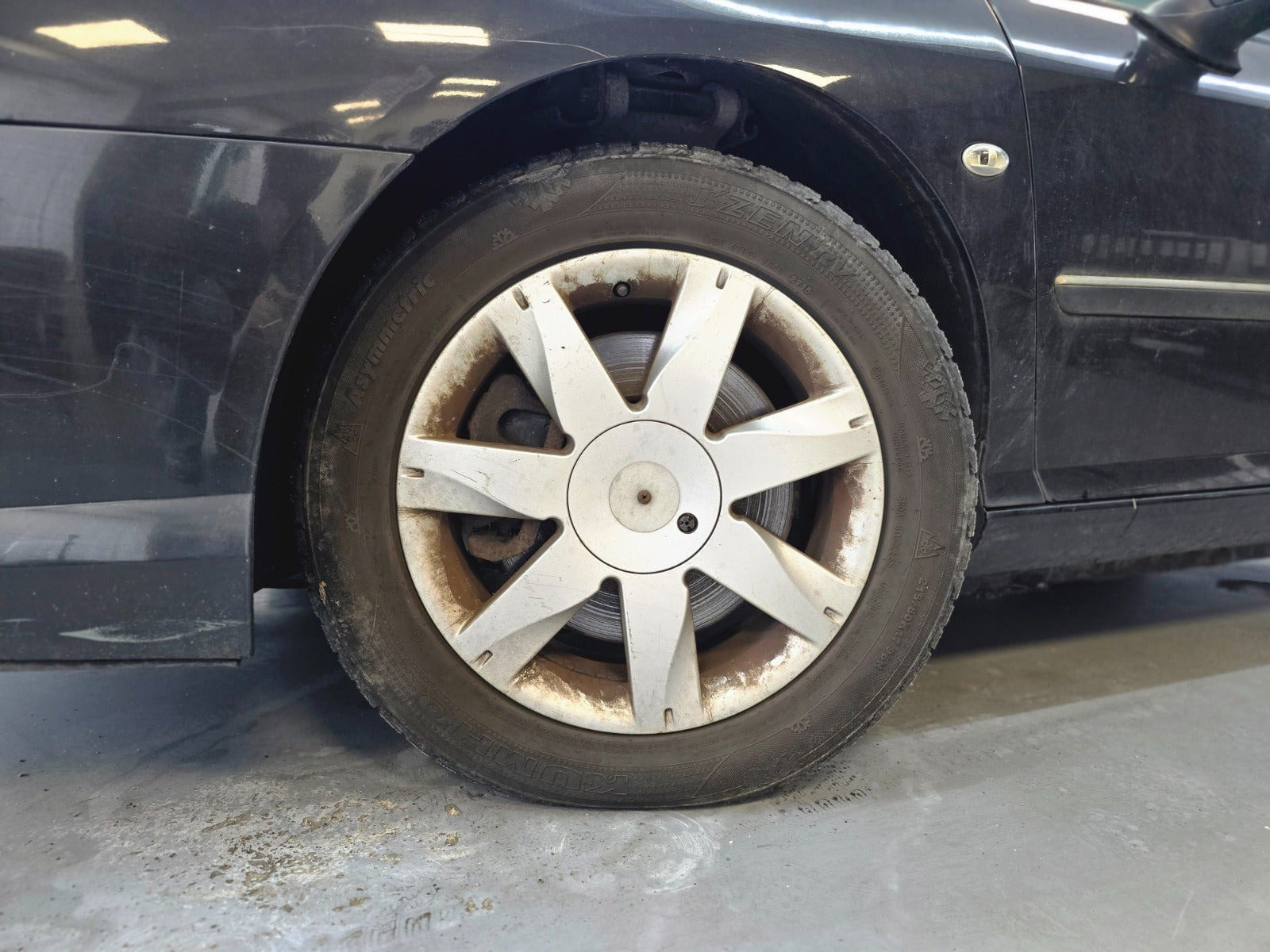 Sort Peugeot 407 fra 2005