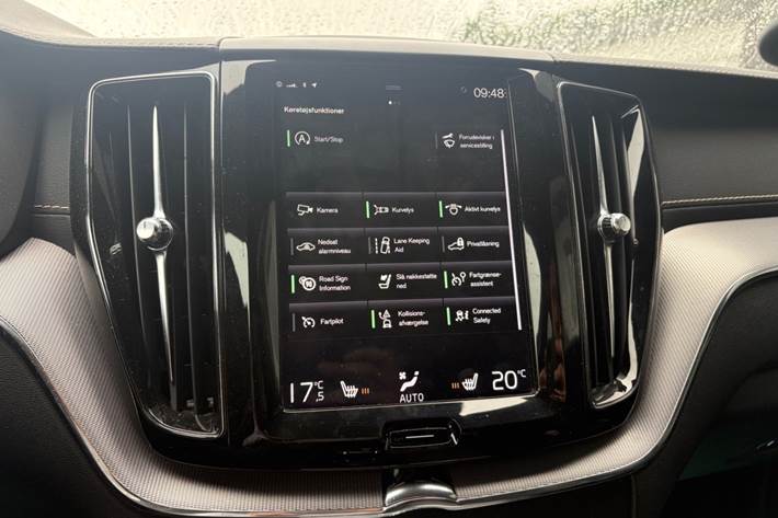 Grå Volvo XC60 fra 2019
