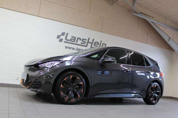 Grå Cupra Born fra 2024