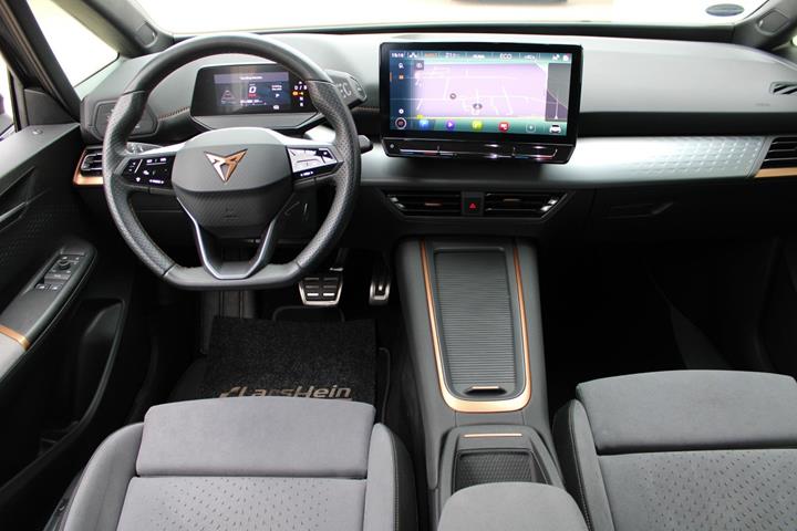 Grå Cupra Born fra 2024