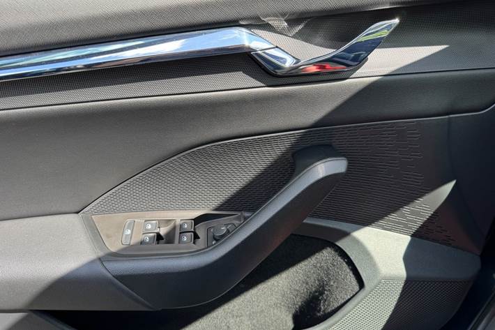 Blå Skoda Octavia fra 2022