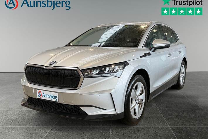 Grå Skoda Enyaq fra 2023