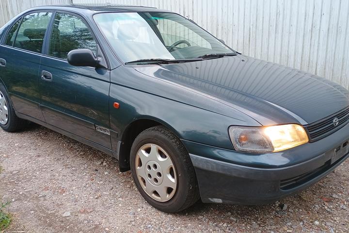 undefined Toyota Carina fra 1995