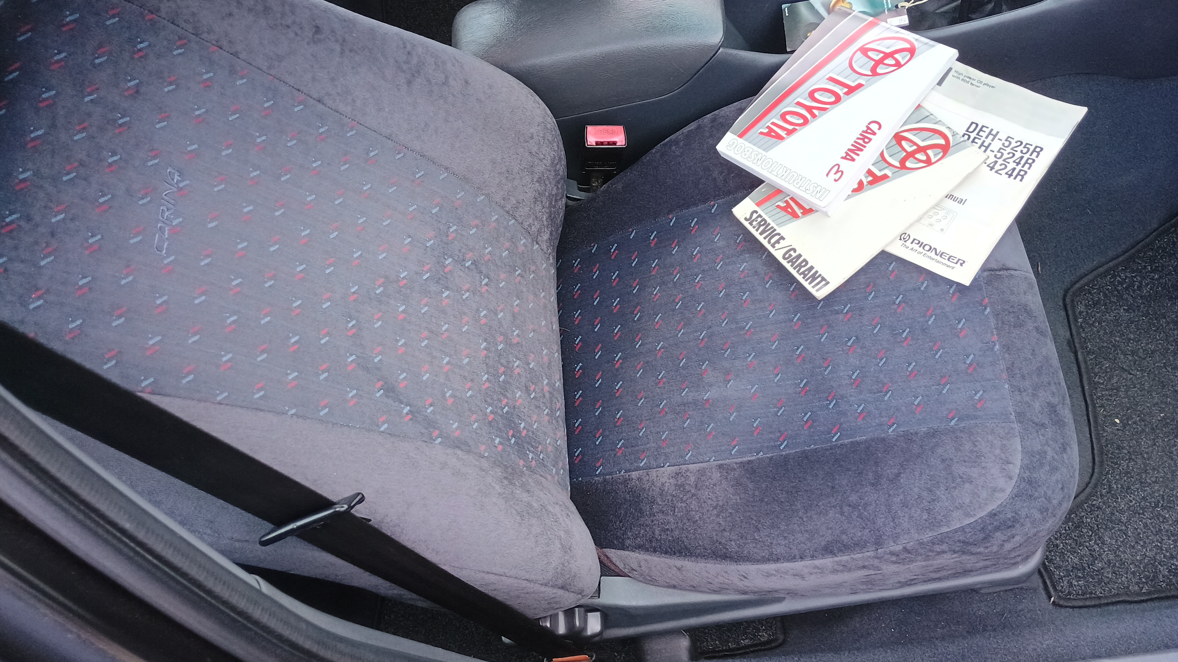 undefined Toyota Carina fra 1995
